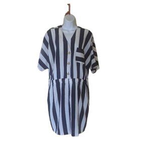 ---  Button Down Romper Size 11/12 Large